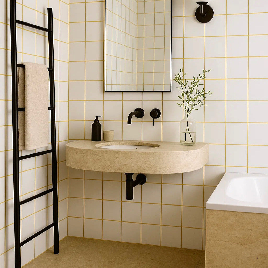 Yellow Tiles Grout bathroom. Fliesenfugen streichen Badezimmer und Küche.