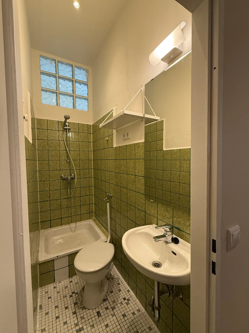 grout color Pine Forest